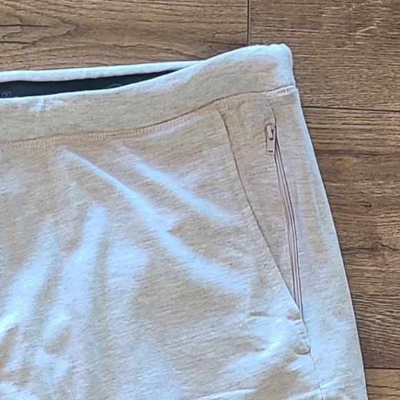 NWT'S- EDDIE BAUER -2 pack Lounge Shorts- Gray/Black- Dual Side Pockets - Sz XXL - Picture 4 of 7